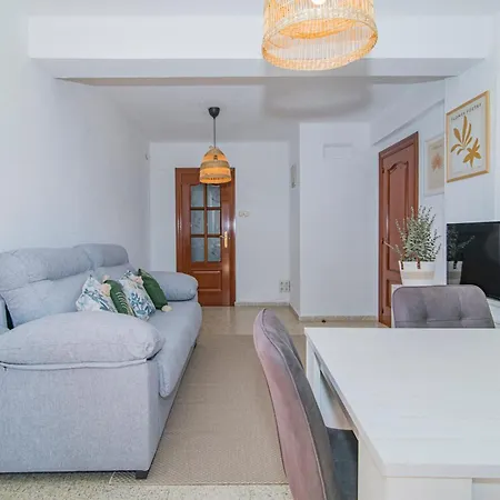 Apartment Delfin Retreat Con Terraza Junto A Parada De Metro Granada
